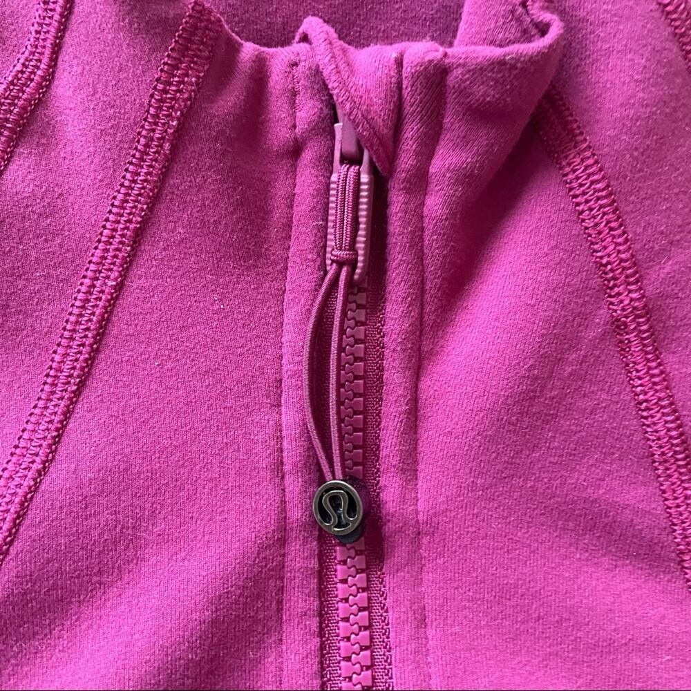 Lululemon Define Star Ruby Size 6 - image 3